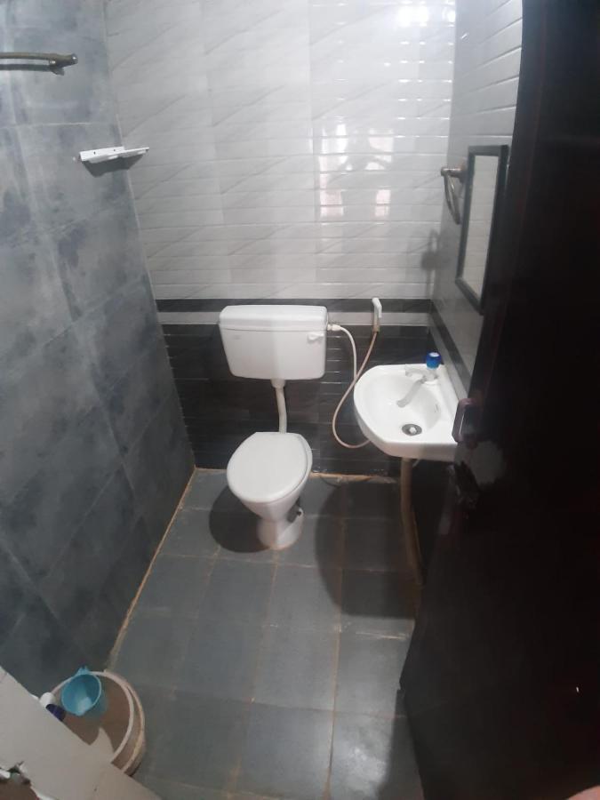 Shree Sairenu Near Maruthamalai And Bharathiyar Univ And On The Way To Near Isha Adiyogi Hotel Marudhamalai Exterior foto