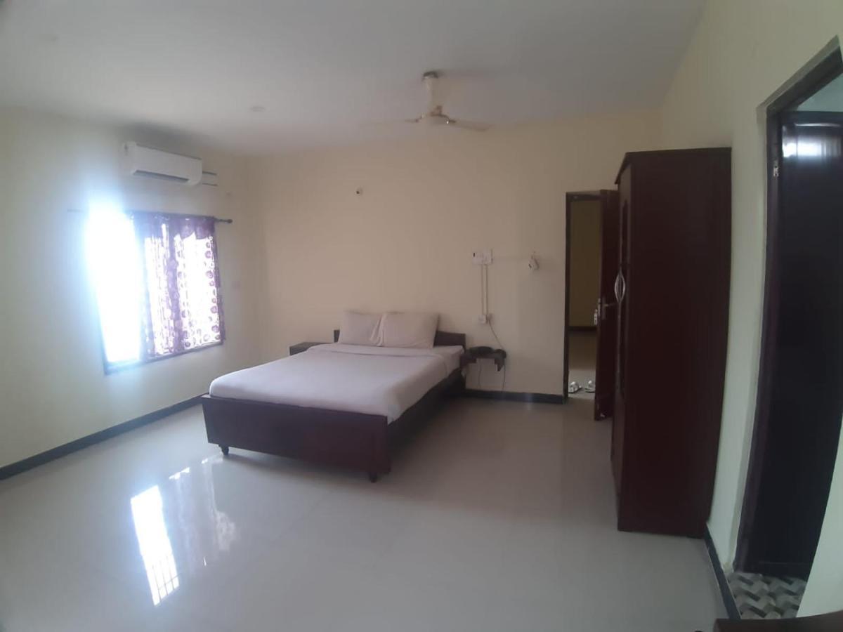 Shree Sairenu Near Maruthamalai And Bharathiyar Univ And On The Way To Near Isha Adiyogi Hotel Marudhamalai Exterior foto